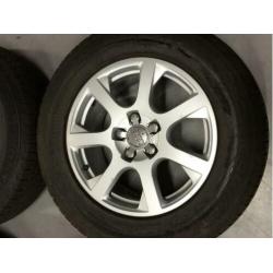 17'' originele Audi Q5 velgen 5x112 + All Season Banden