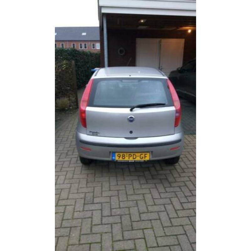 Fiat Punto 1.2 5DR 2004 Grijs