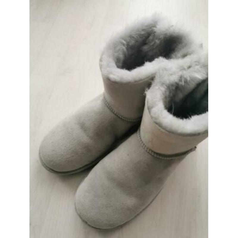 Ugg laarzen maat 39 zgan