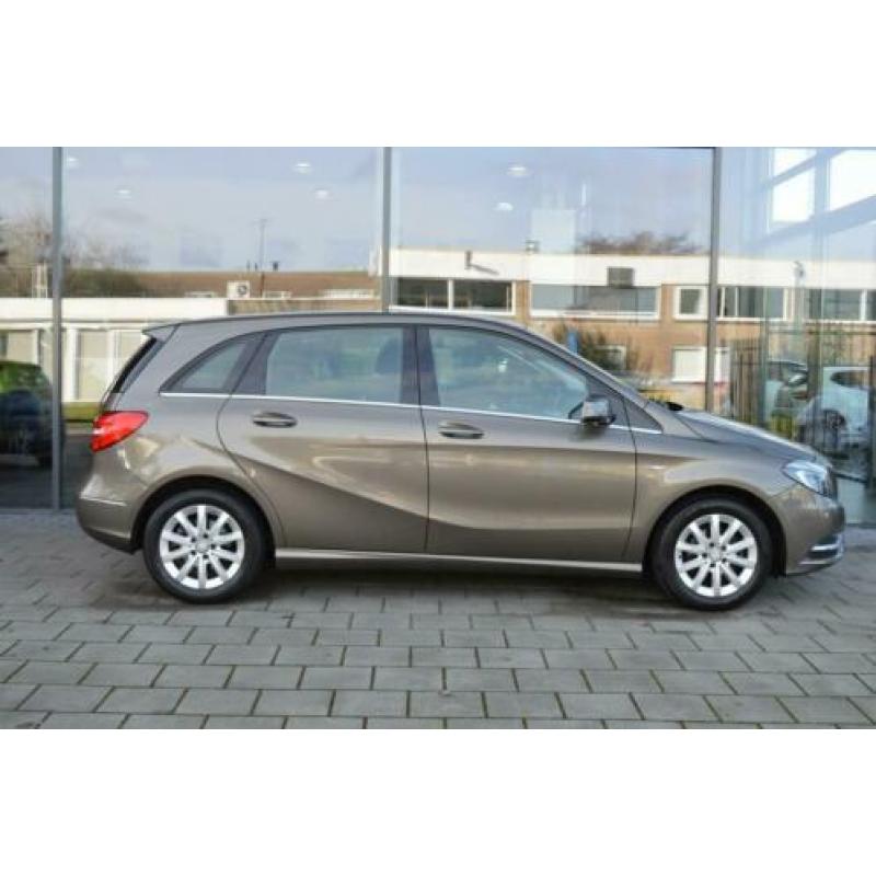 Mercedes-benz B-klasse 180 Ambition / AIRCO / CRUISE / NAVI