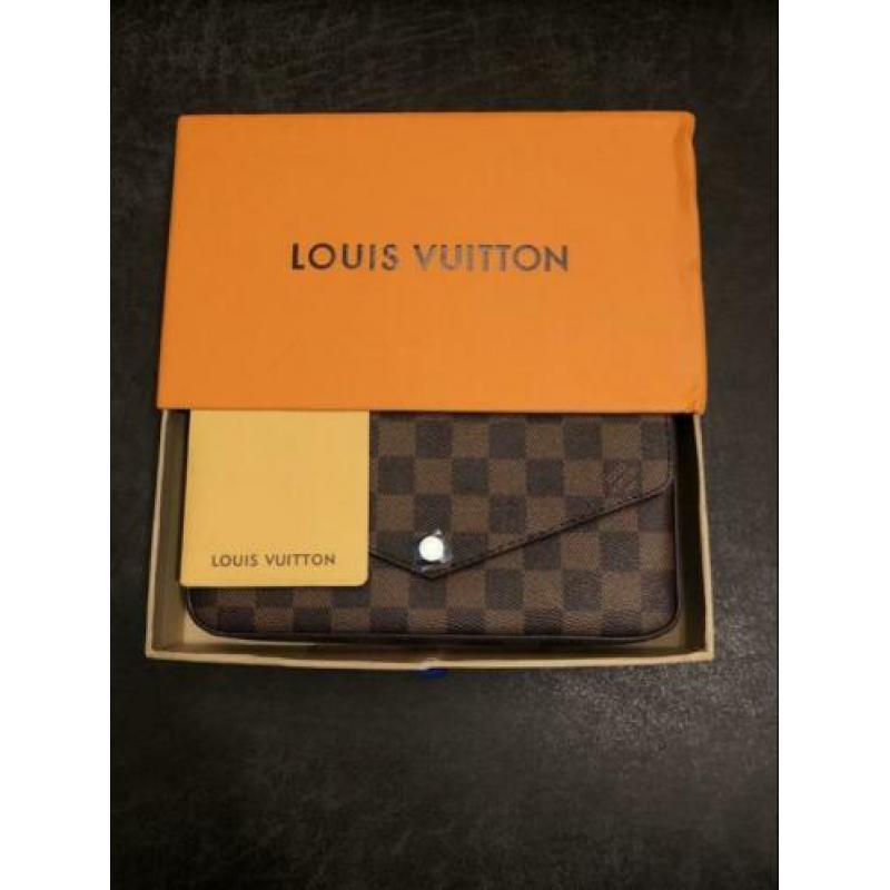 Louis Vuitton - Pochette Félicie