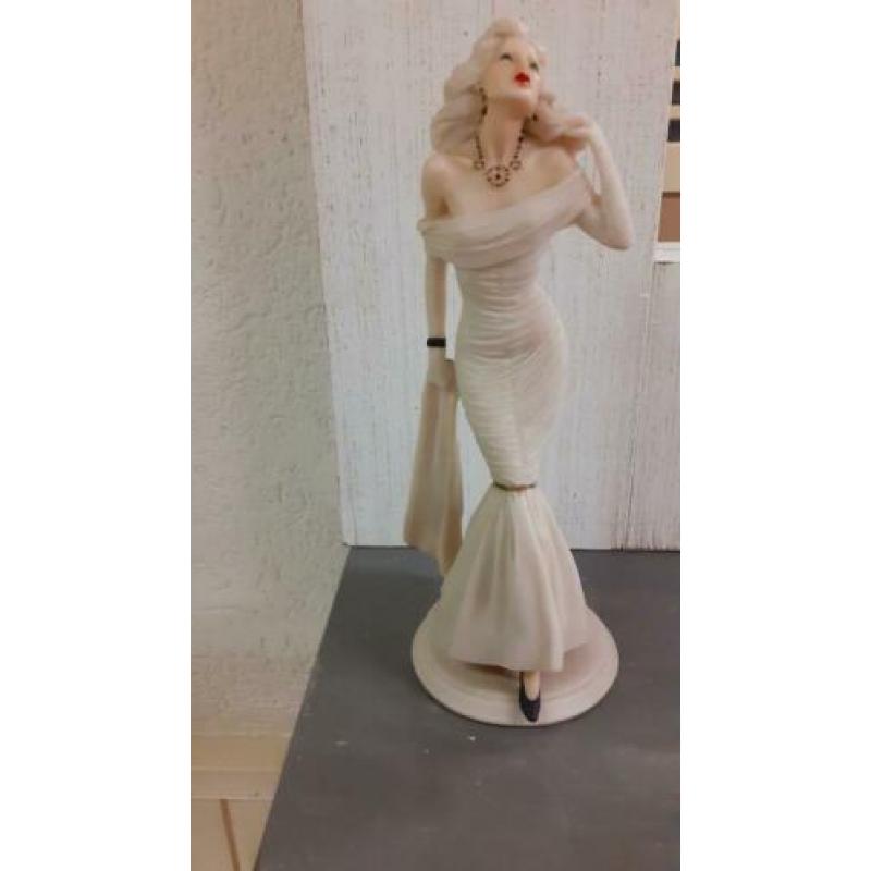 Prachtig mooi beeldje van Marilyn Monroe 29 cm hoog