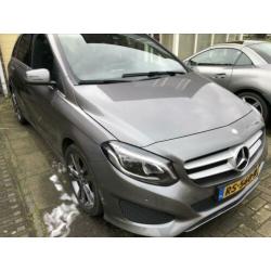 Mercedes B200 automaat 2016 , geregistreerde onderhoud