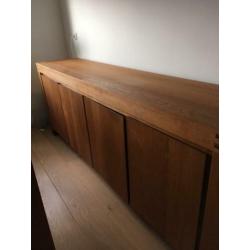 Dressoir/ eettafel/ salontafel