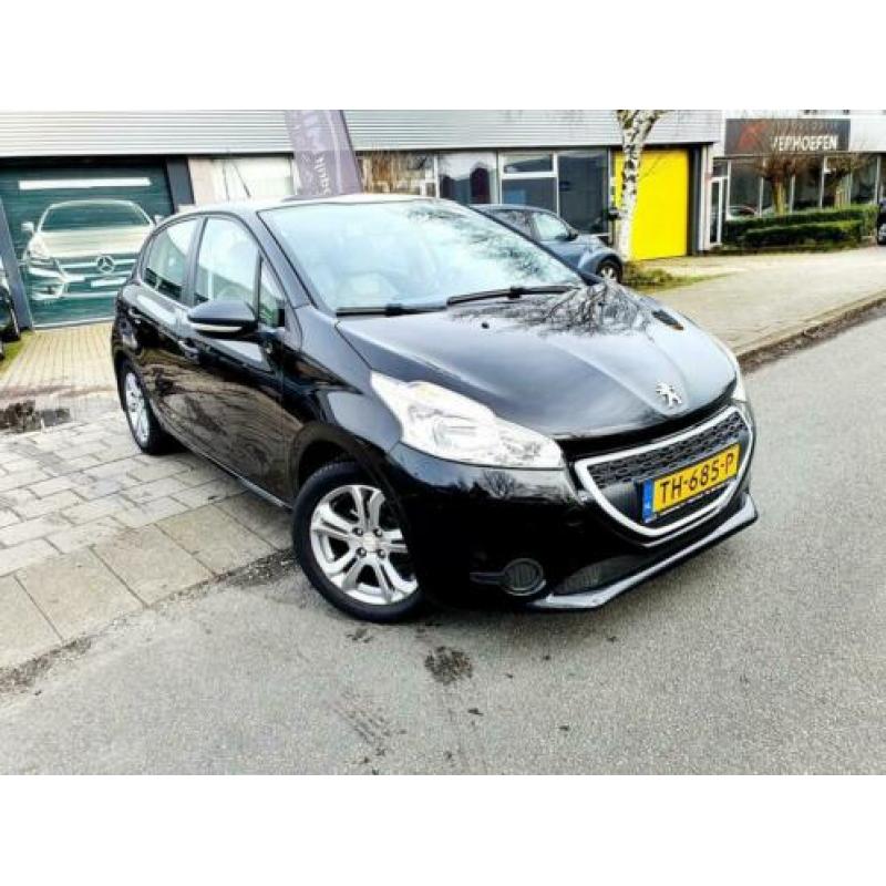 Peugeot 208 1.2 PureTech Blue Lease Airco / Stoelverwarming