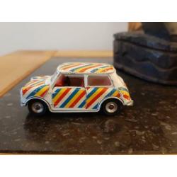 dinky toys Stripey the magic mini no.107