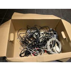 Verschillende audio/video kabels 5 complete coax kabels, min