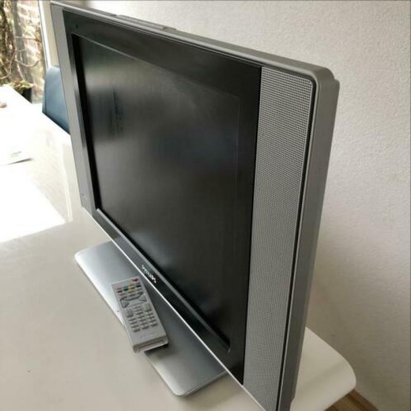 Philips flat tv 20inch/51cm