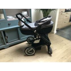 Mutsy igo kinderwagen incl maxi cosi