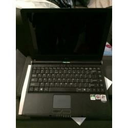 Te koop msi laptop werkt goed met lader