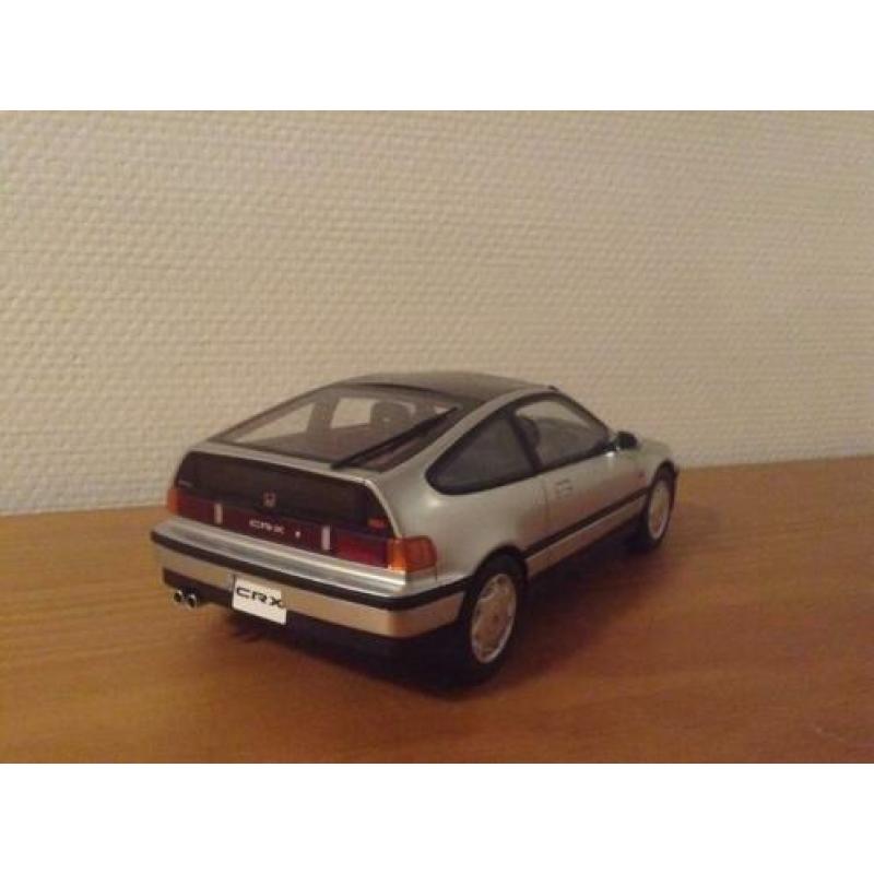 Honda CR-X MKdl Silver 1/18 OT252 UVI