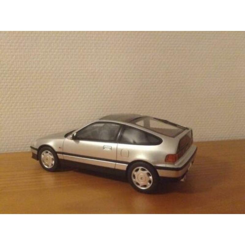 Honda CR-X MKdl Silver 1/18 OT252 UVI