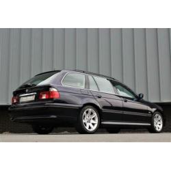 BMW 5-Serie 2.5 D 525d E39 Touring Facelift Executive | Auto