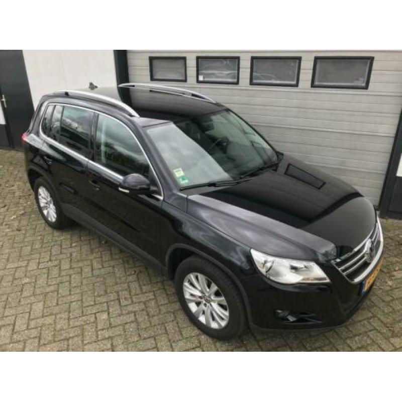 Volkswagen Tiguan 2.0 TDI Sport&Style Airco Nav Pdc Cruise