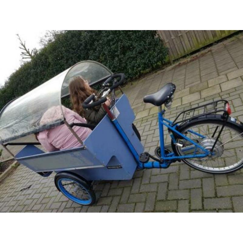 De REDDING elektrische bakfiets voor 6 tot 8 kinderen