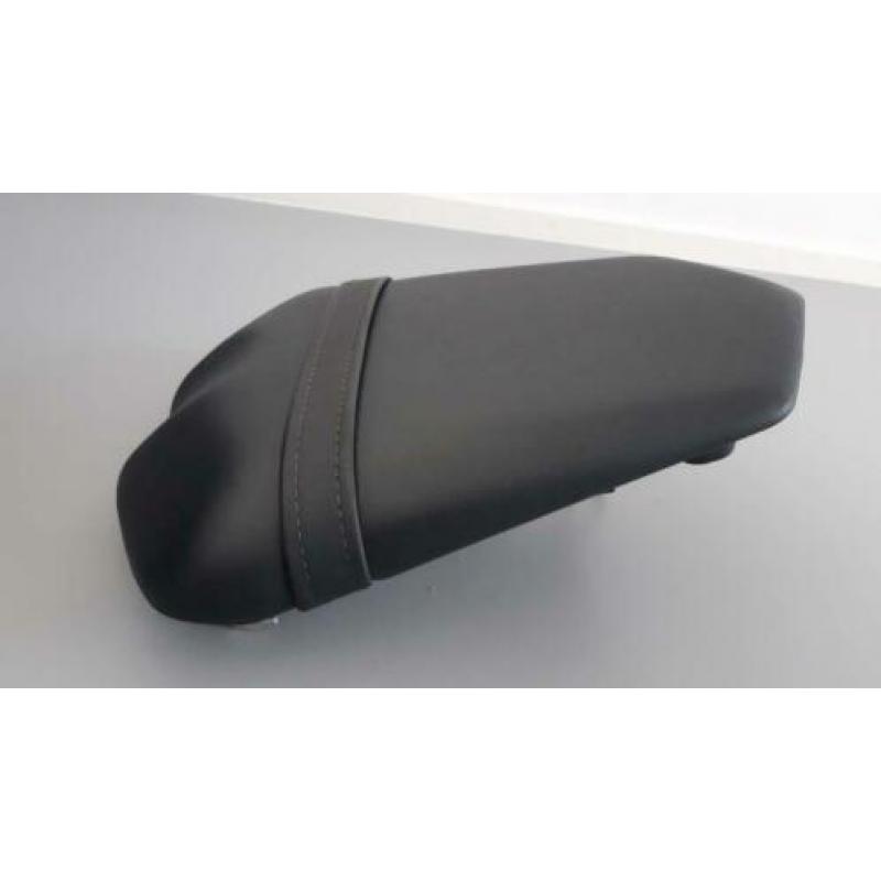 Yamaha FZ1 buddy seat