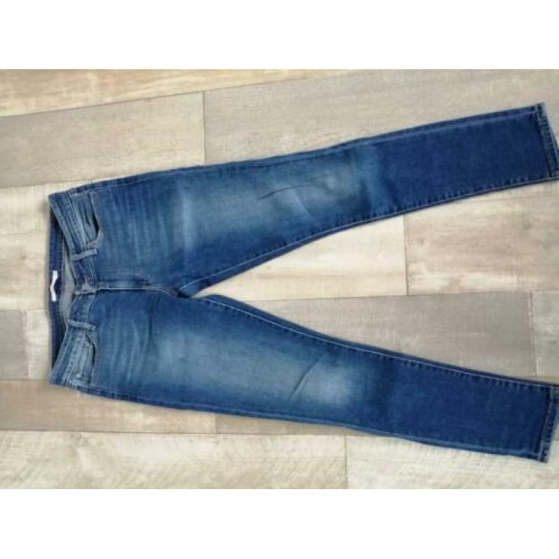 Levi's 711 skinny