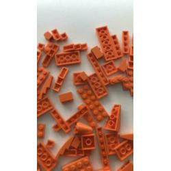 Oranje lego stukjes