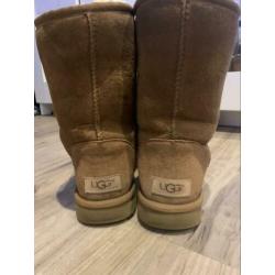 Uggs maat 39