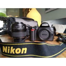 Nikon D40 met 18/52mm lens incl. oplader en tas.