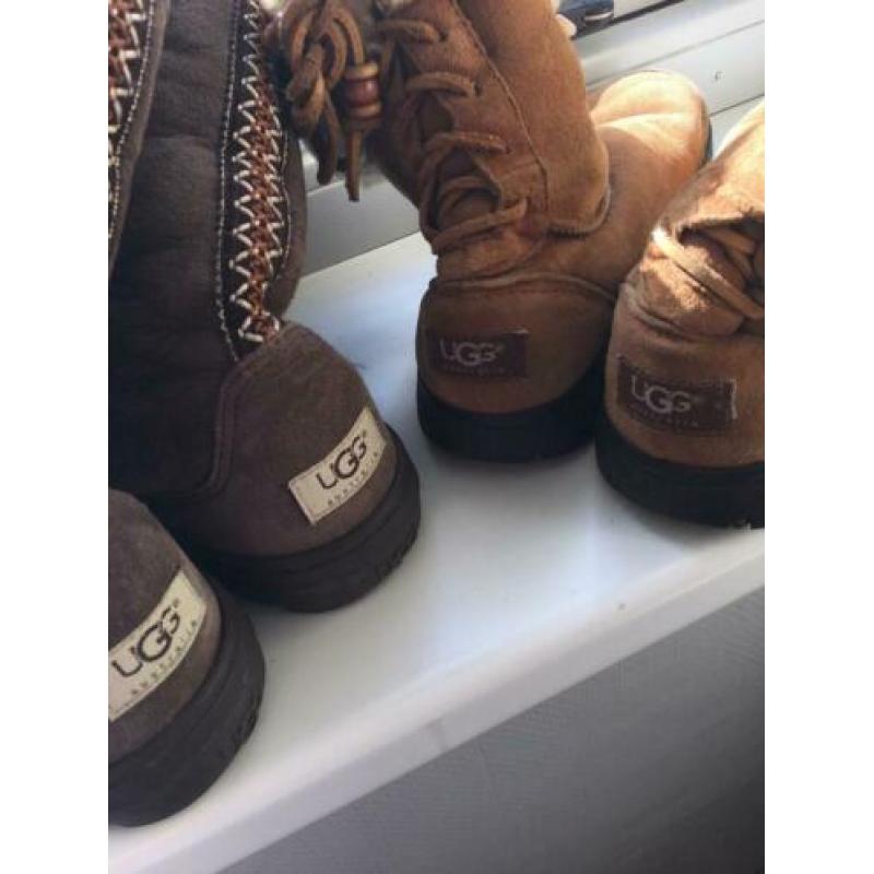 UGGS 2 paar 50 EURO NU OF NOOIT maat 40