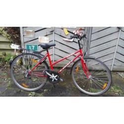 Damessportfiets 28 inch limit 18 versnellingen rood