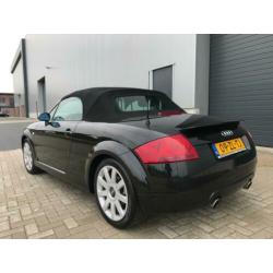 Audi TT Roadster 1.8 5V Turbo quattro 225PK 2000