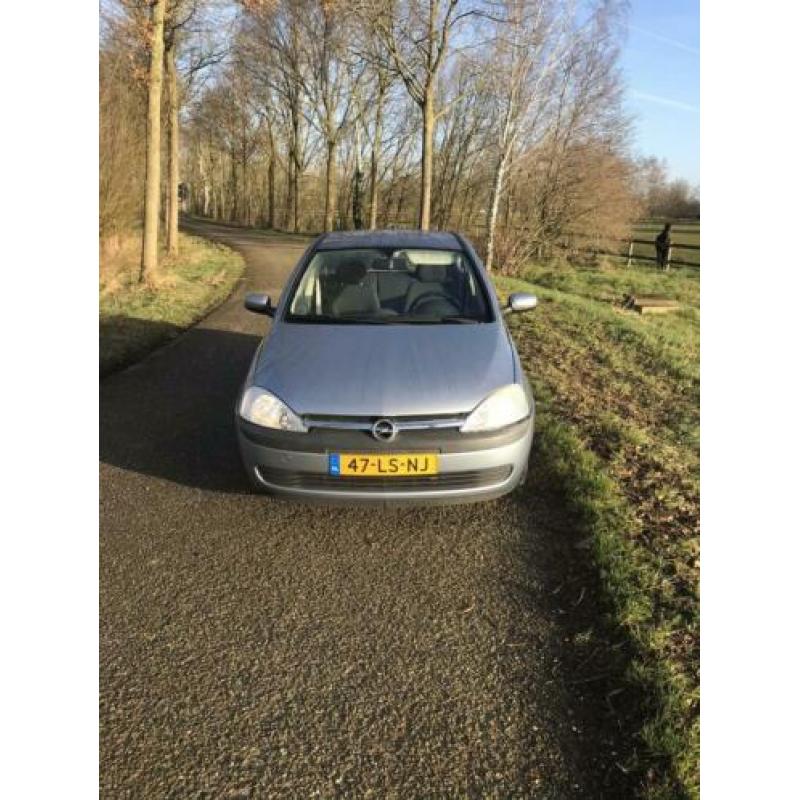 Opel Corsa 1.4 I 16V 5D 2003 Grijs