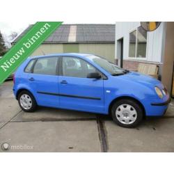 Volkswagen Polo 1.4-16V