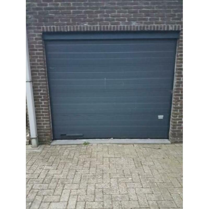 2 sectionale garagepoorten, garagedeuren crawford