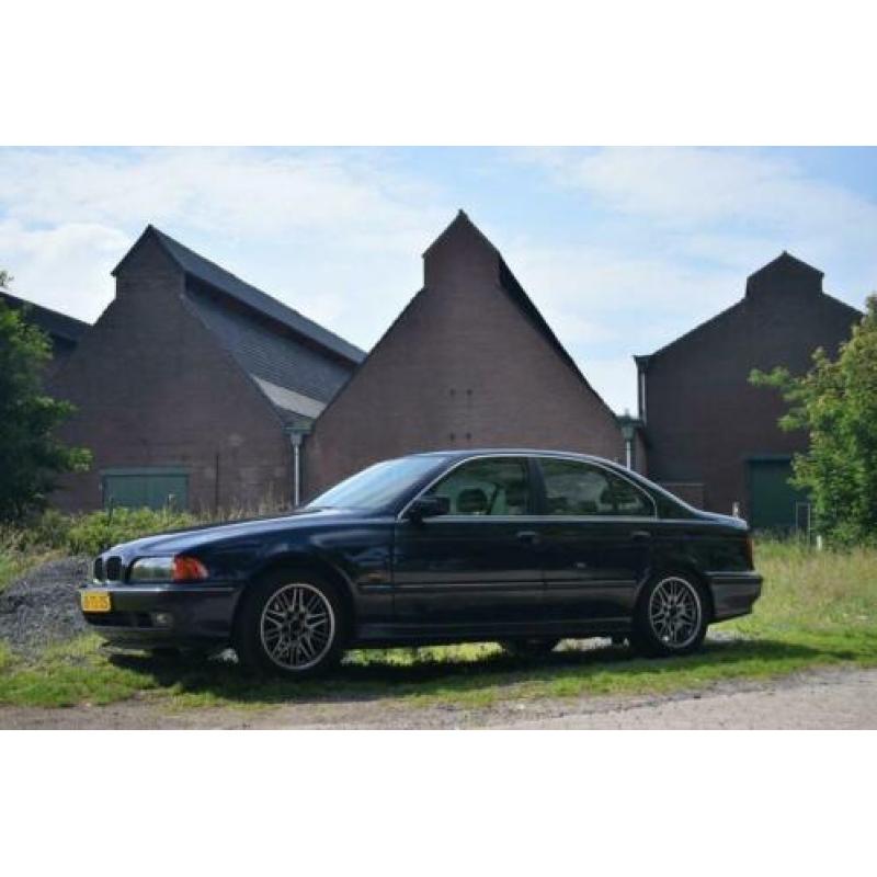 BMW 5-Serie 2.0 I 520 1999 Blauw