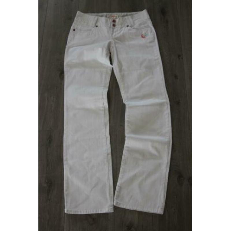 Wit broek O'NEILL, maat M (170), NIEUW! (935)