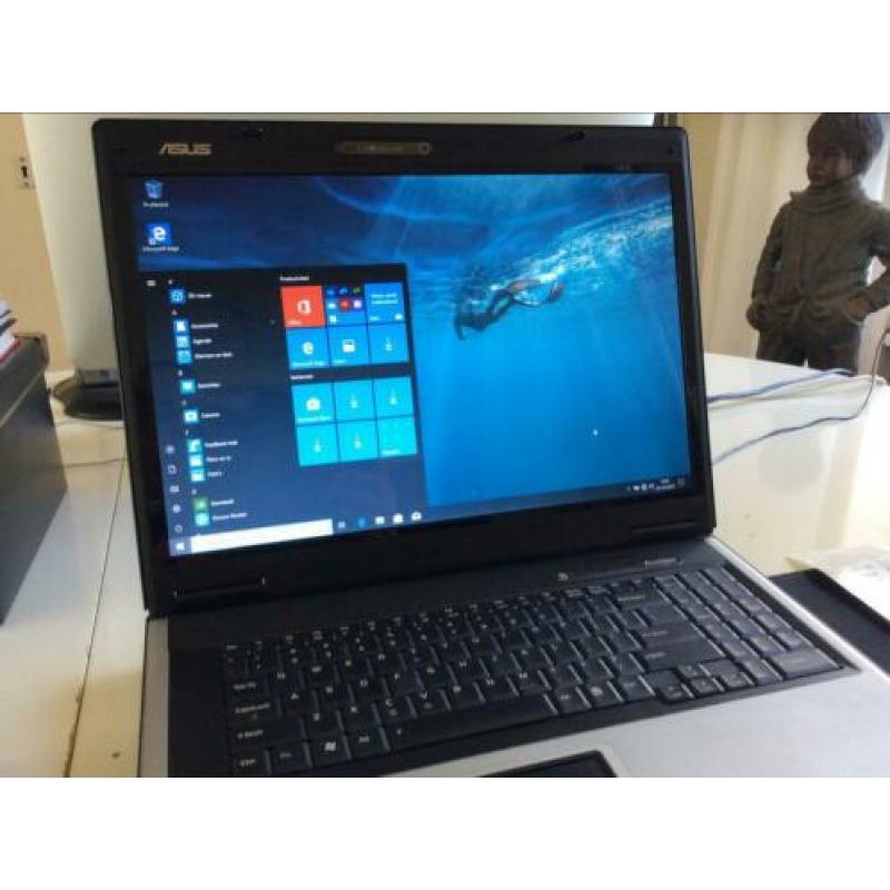 Te koop asus laptop