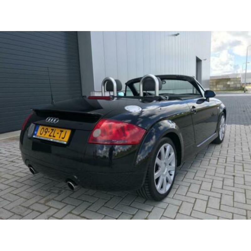 Audi TT Roadster 1.8 5V Turbo quattro 225PK 2000