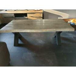 Salontafel Rough te koop