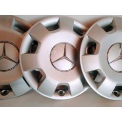 4 originele Mercedes 15 inch wieldoppen