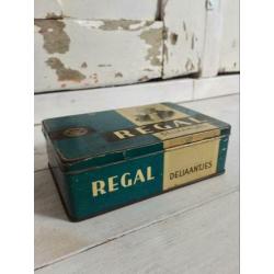 Sigarenblik Regal Deliaantjes, Vintage. Maggie’s Brocante &M