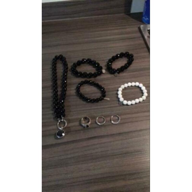 Tisento ketting, 4 armbanden en 3 ringen