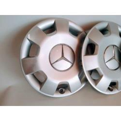 4 originele Mercedes 15 inch wieldoppen