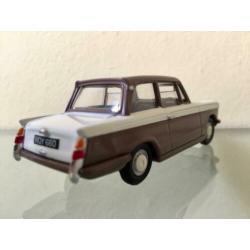 Triumph Herald 948 Saloon - Coffee. Vanguards VA00517