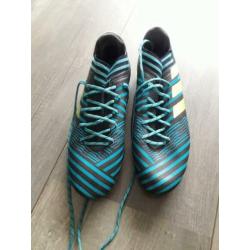 Voetbalschoenen maat 43 1/3 Merk Adidas