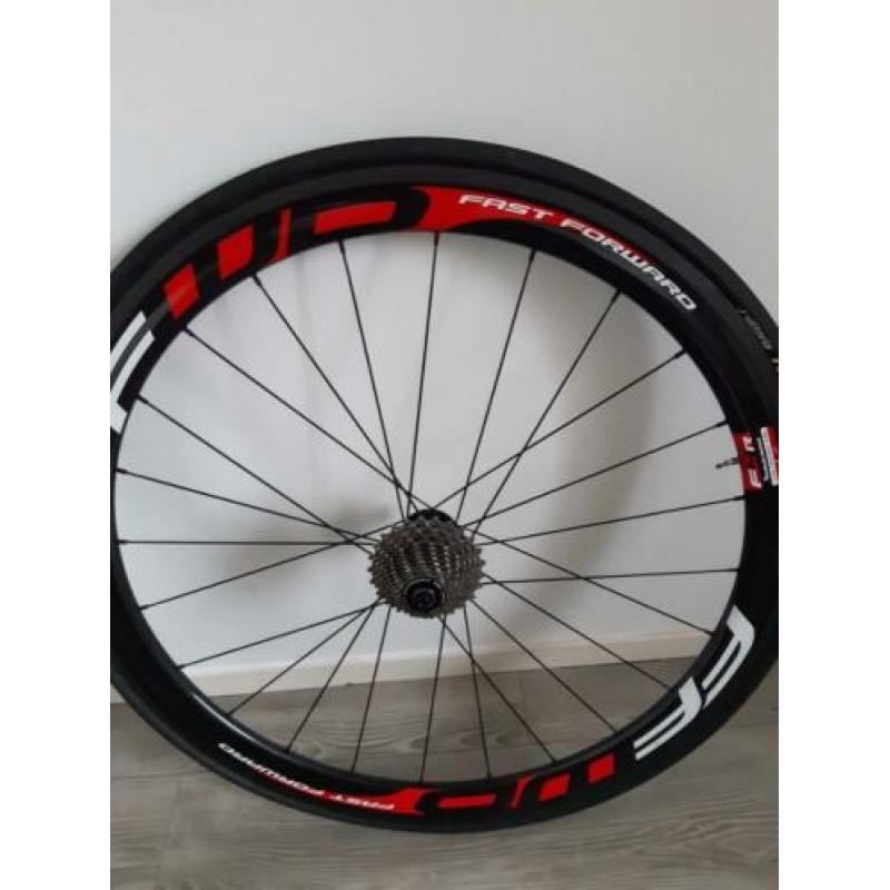 FFWD carbon F4R clincher