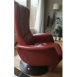 Relaxfauteuil bordeauxrood van de Bommel