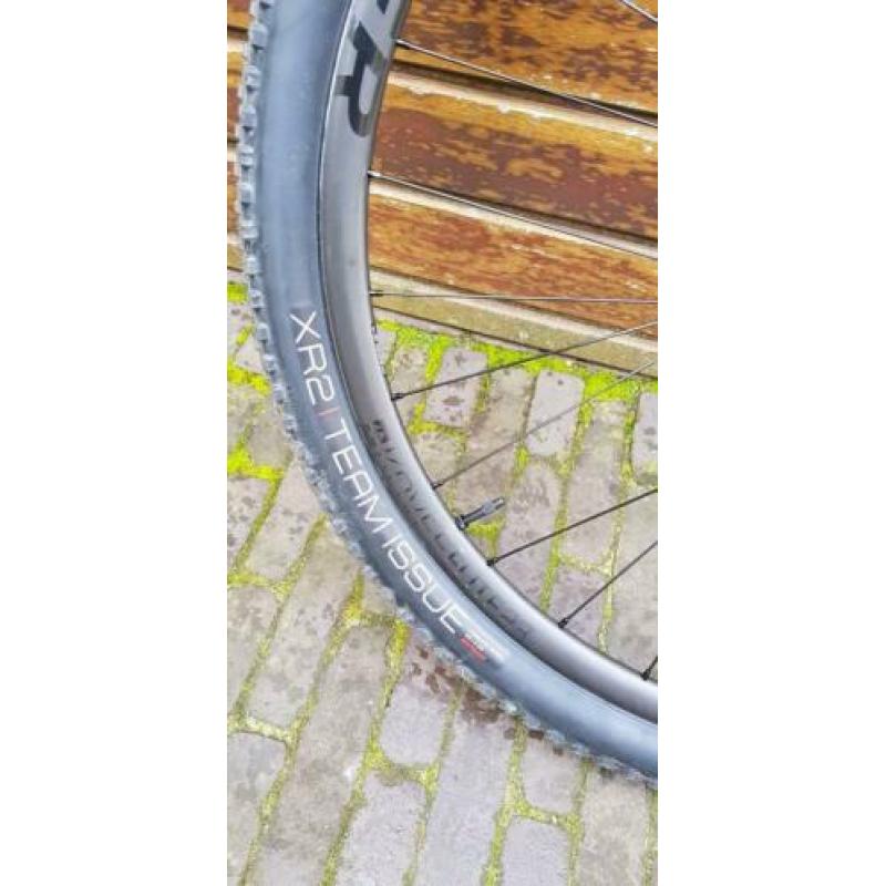 Bontrager Kovee Elite 23 carbon 29 inch MTB wielen