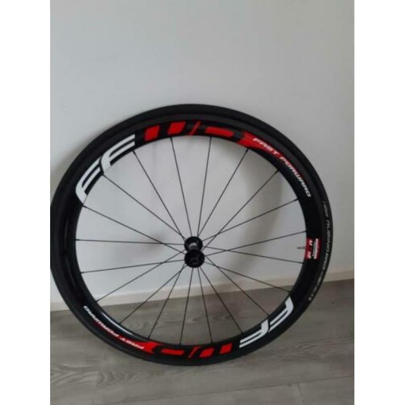 FFWD carbon F4R clincher