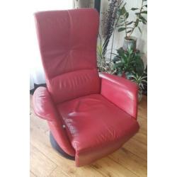 Relaxfauteuil bordeauxrood van de Bommel