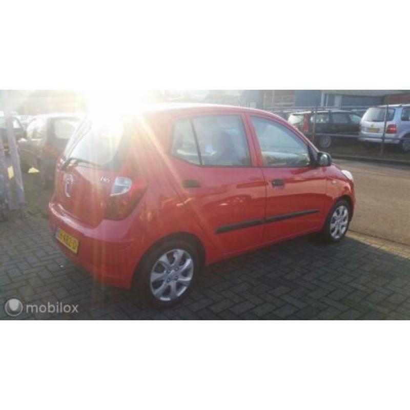 Hyundai i10 1.1 i-Motion NIEUWE APK BIJAFLEVERING