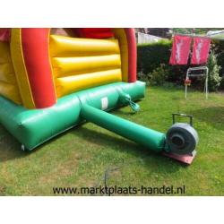 Springkussen 4 x 3,7 meter te huur (a9)40