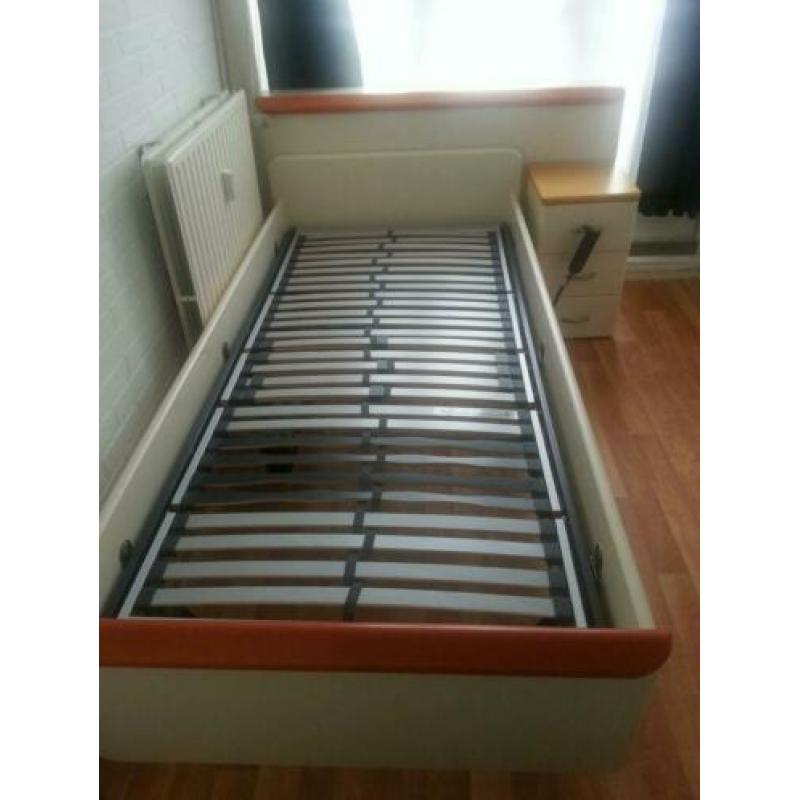 elektrische bed/1 persoons bed