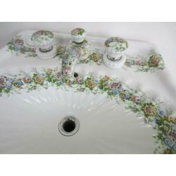 Franse wastafelset veel accessoires, romantische bloemen